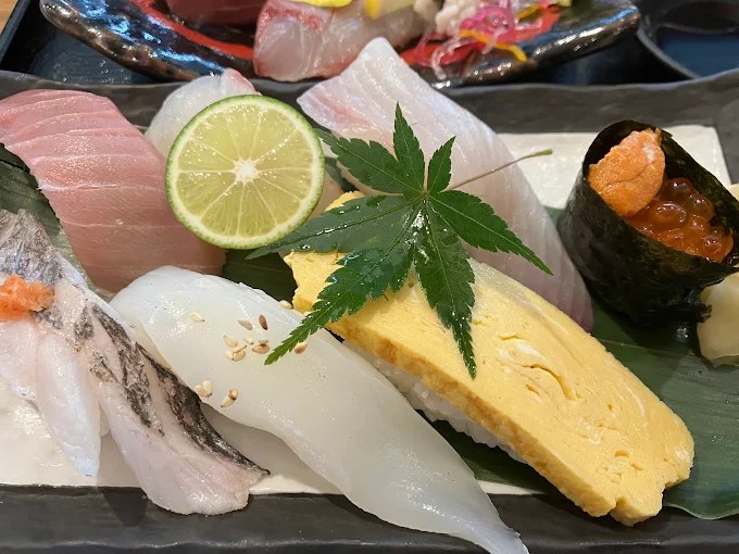 ランチタイムのお寿司
